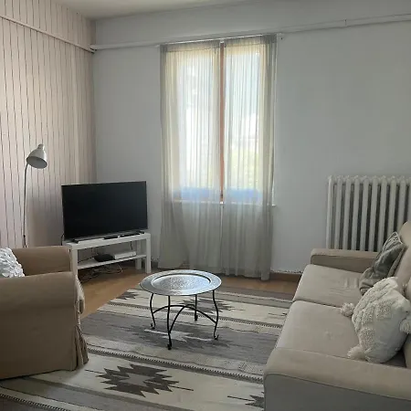 Alexandra Apartment