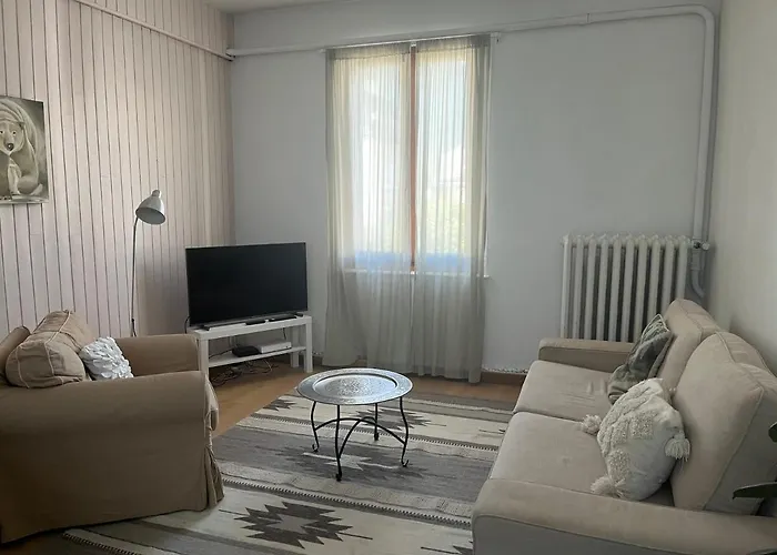 Alexandra Apartment